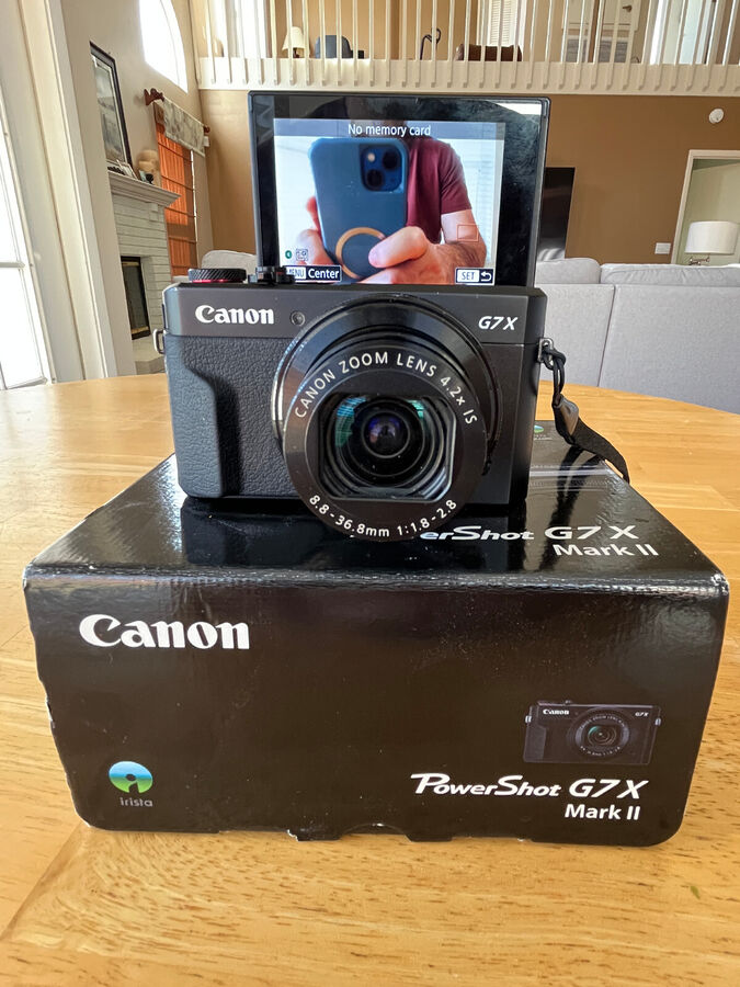 Canon G7 x Mark II 20.1MP Digital Camera 4.2x Optical Zoom Full-HD BUNDLE