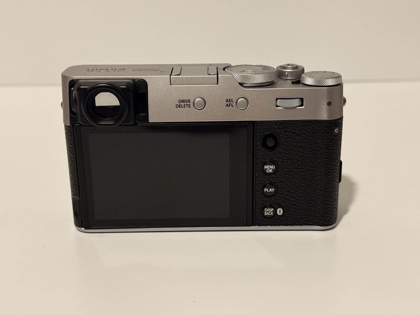 Fujifilm X100VI Silver Digital Camera (Bundled with Accessories) - Excellent