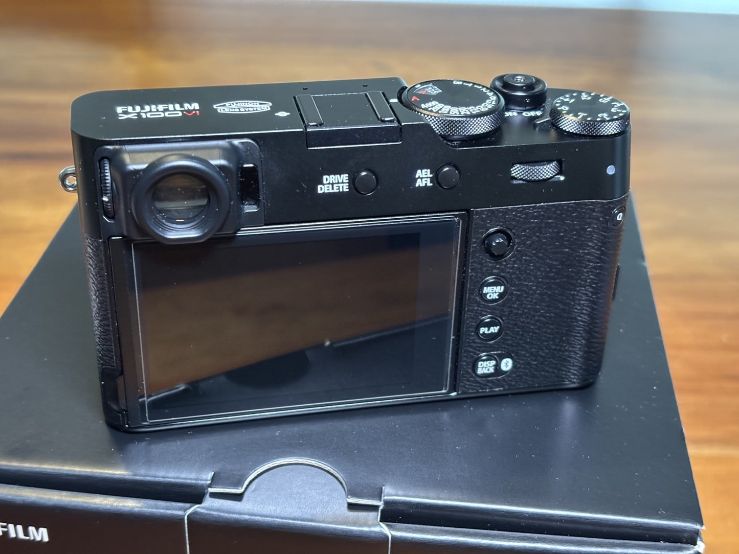 Fujifilm X100VI [Mint Condition] Black, Low Shutter Count with Extra Accessories