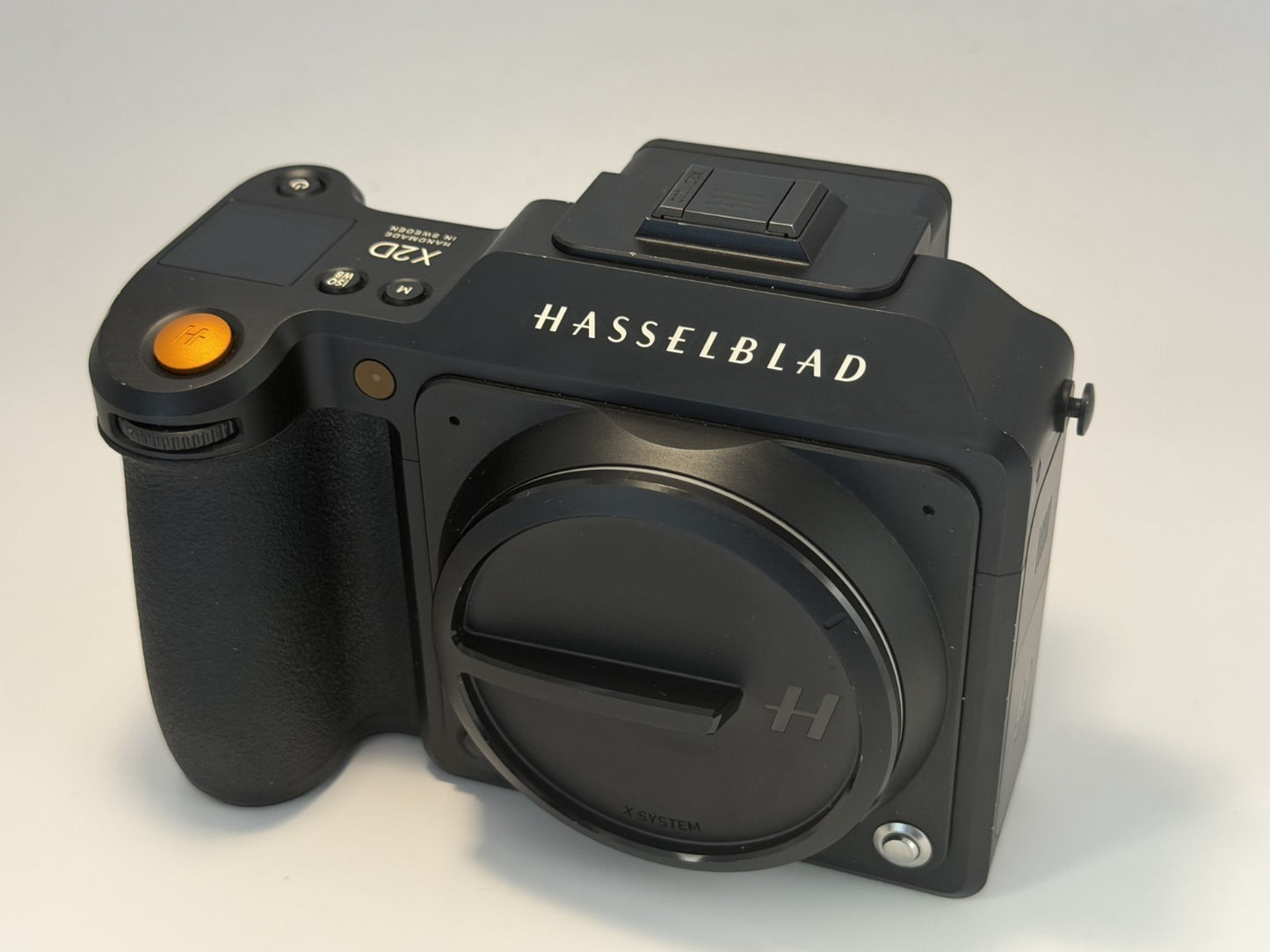 Hasselblad X2D 100 c Camera Body with accessories and RRS Arca Type L bracket