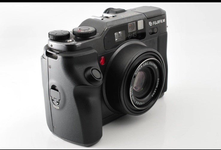 Fujifilm FUJI GA645Zi Black Medium Format Film Camera Good Condition