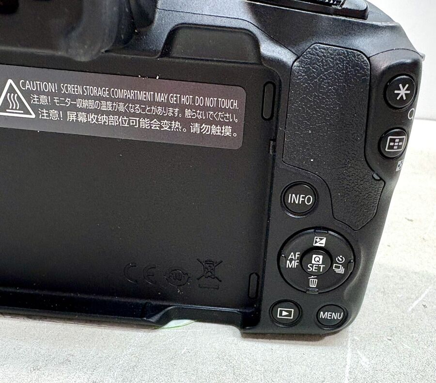 Canon EOS 80D with Canon Zoom Lens 18-55mm + 55-250mm + Accessories